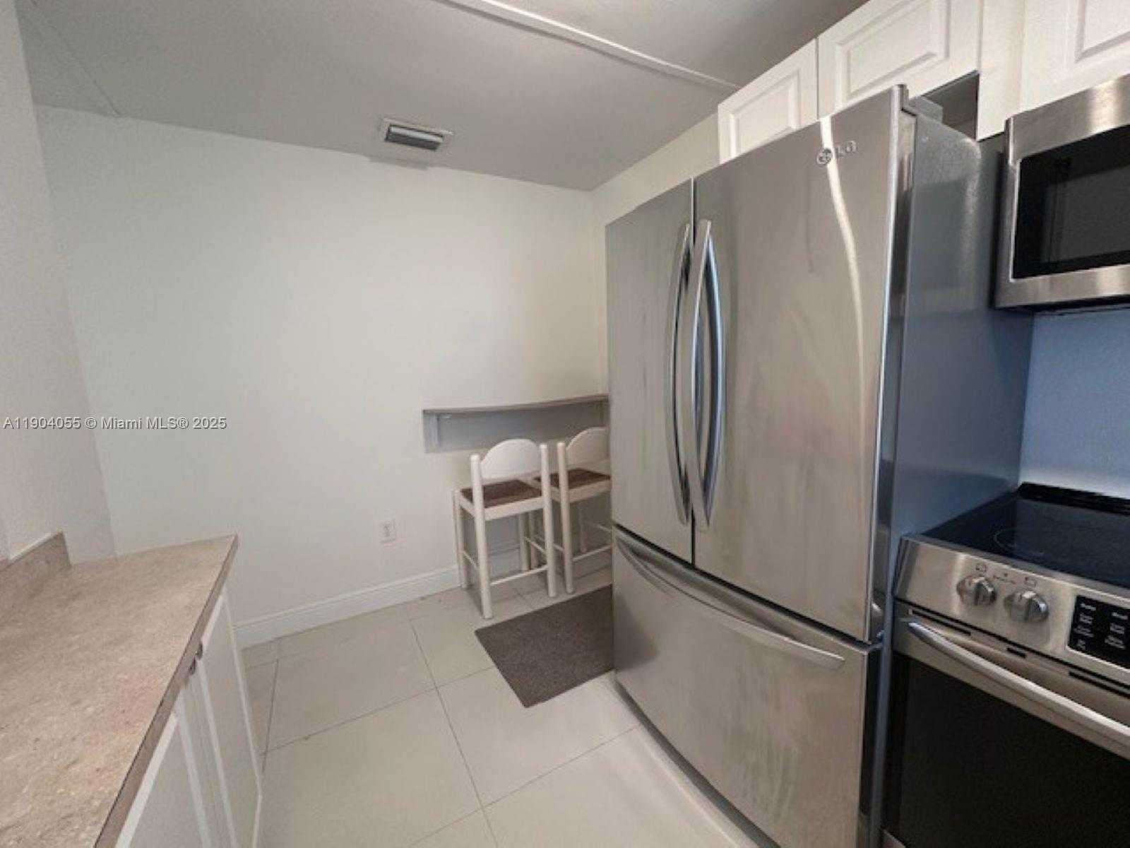 Small Image of 2898 NORTH WEST 6TH CT, Fort Lauderdale Number 8