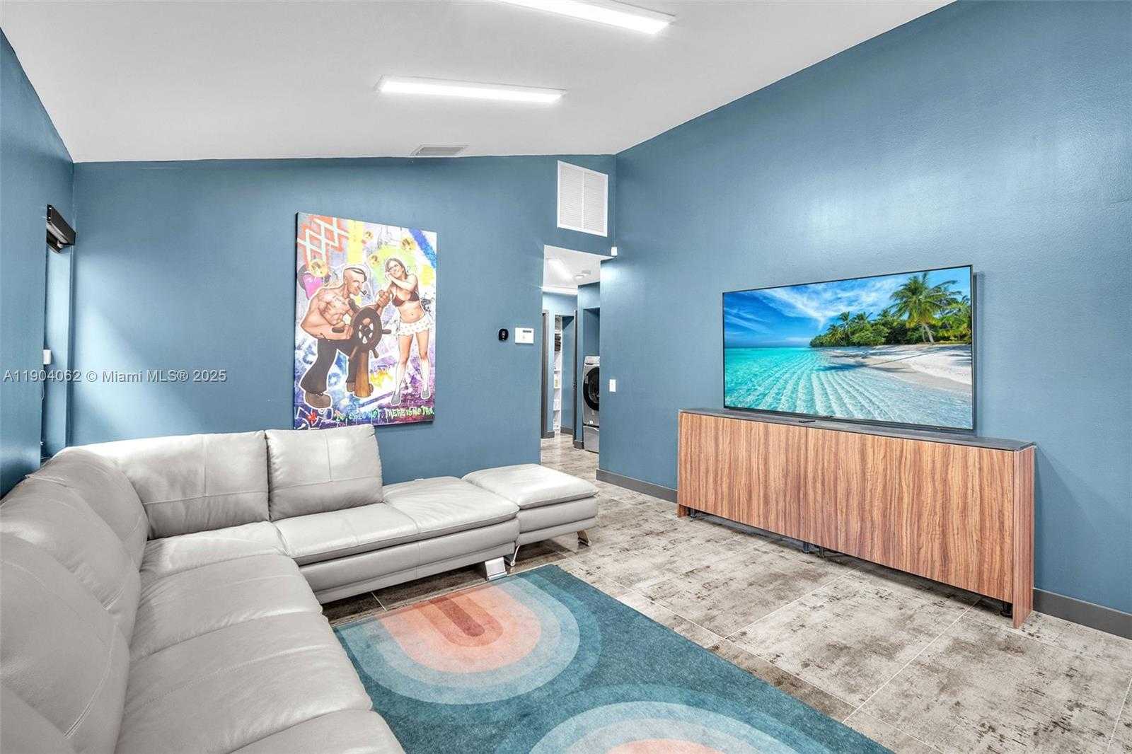 Small Image of 225 EAST BAYRIDGE DR, Weston Number 17