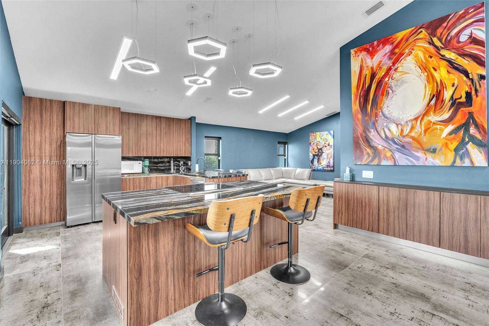 Small Image of 225 EAST BAYRIDGE DR, Weston Number 8