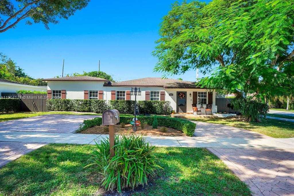 Small Image of Miami Number 7