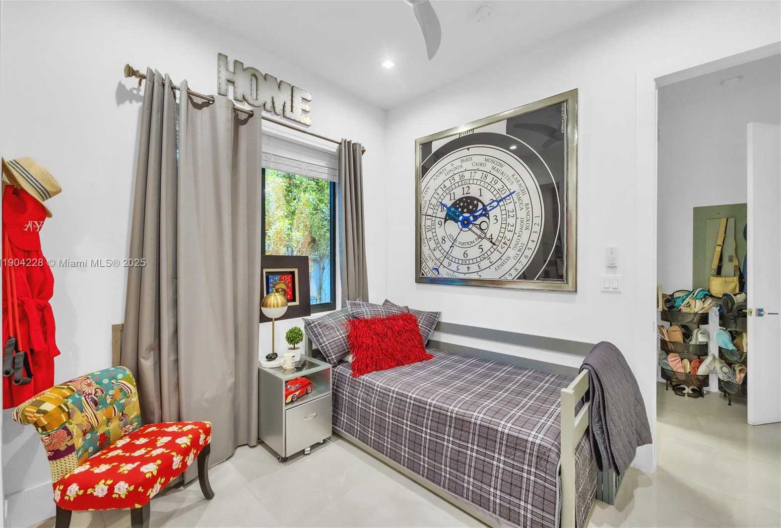 Small Image of 3764 CARMEN CT, Miami Number 29