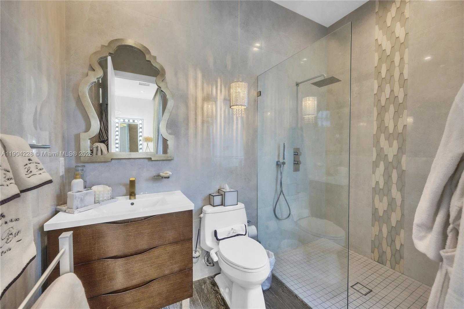 Small Image of 3764 CARMEN CT, Miami Number 33