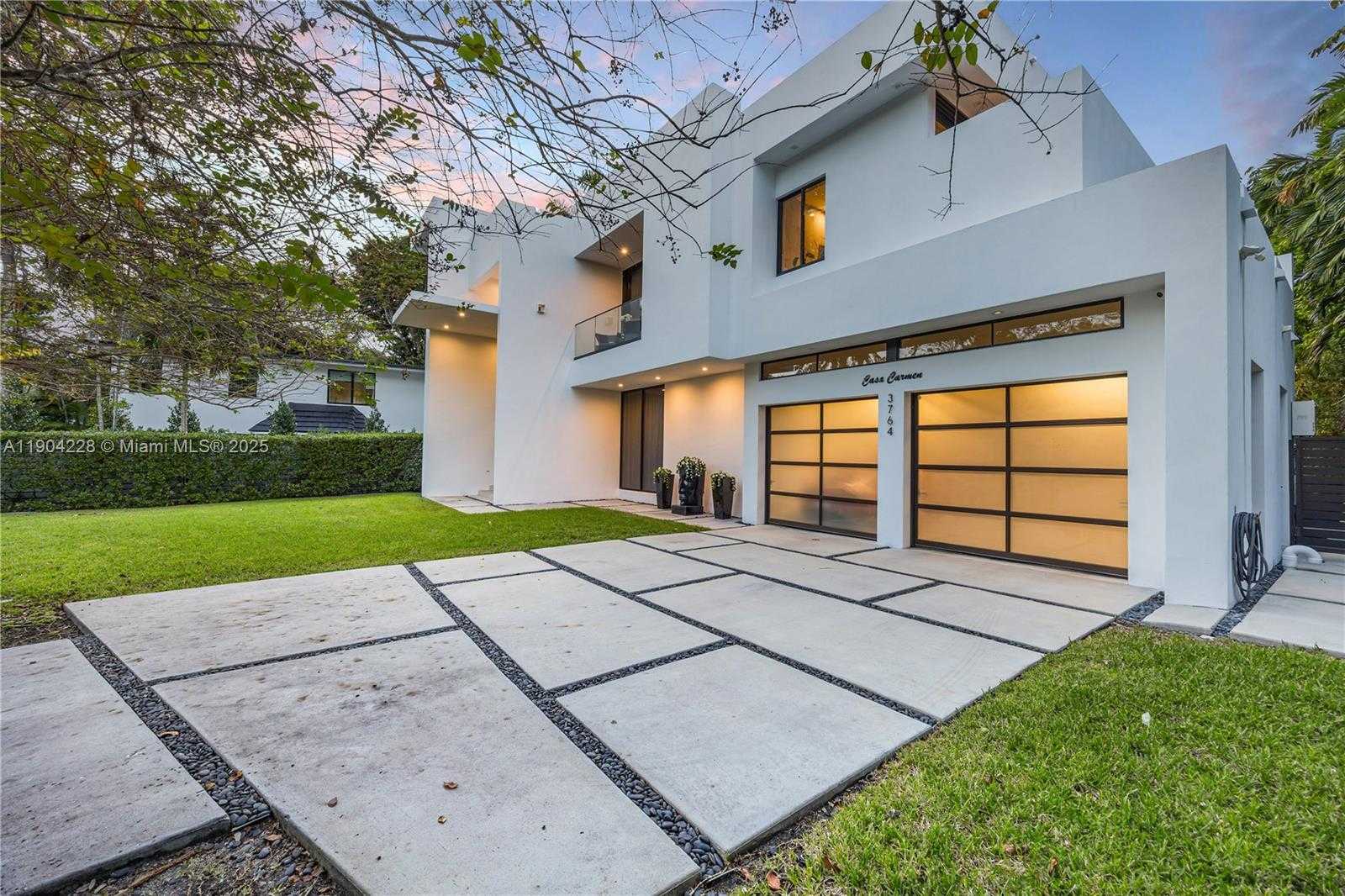Small Image of 3764 CARMEN CT, Miami Number 45