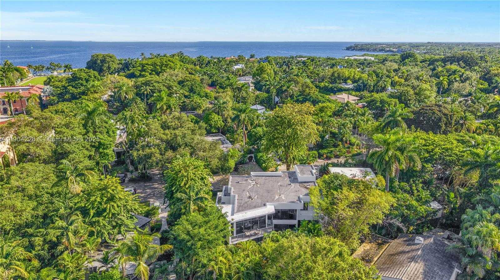 Small Image of 3764 CARMEN CT, Miami Number 46