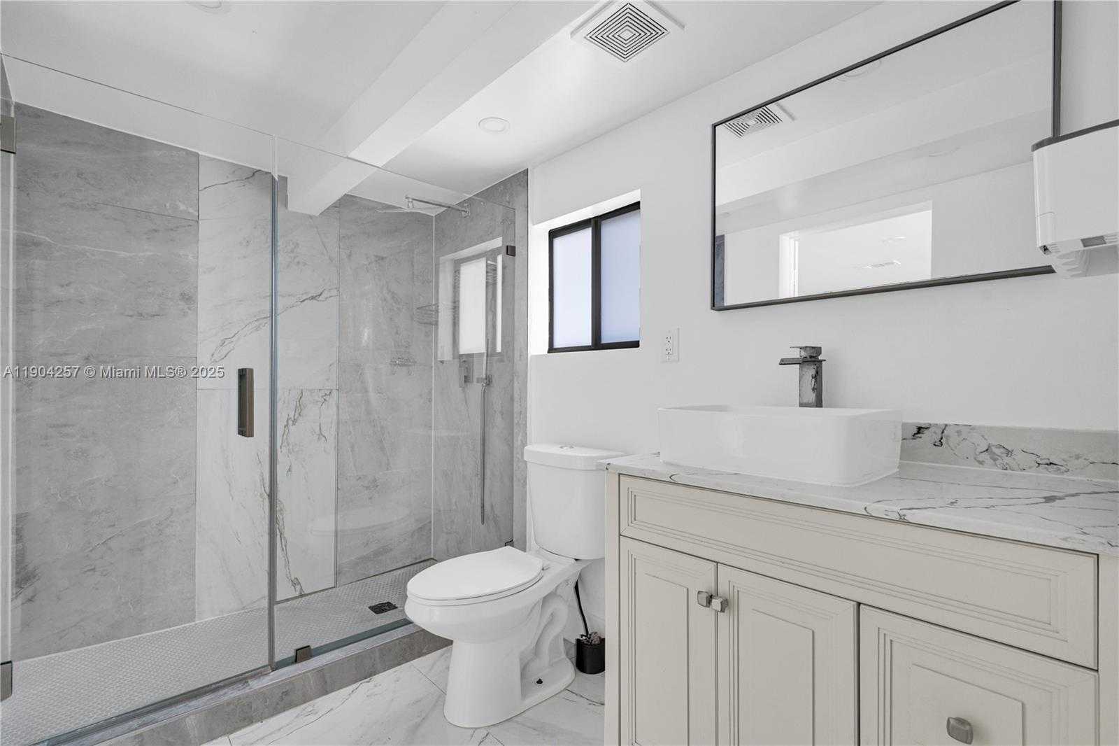 Small Image of 14970 LEISURE DR, Homestead Number 18