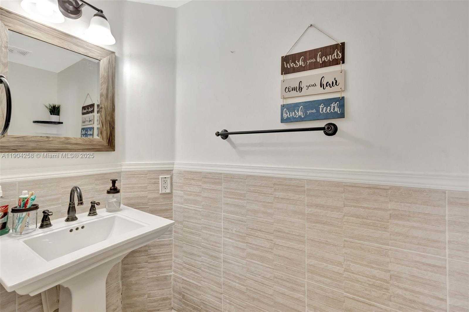 Small Image of 1317 MAJESTY TERRACE, Weston Number 15