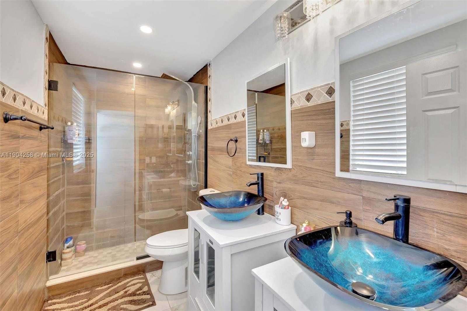 Small Image of 1317 MAJESTY TERRACE, Weston Number 21