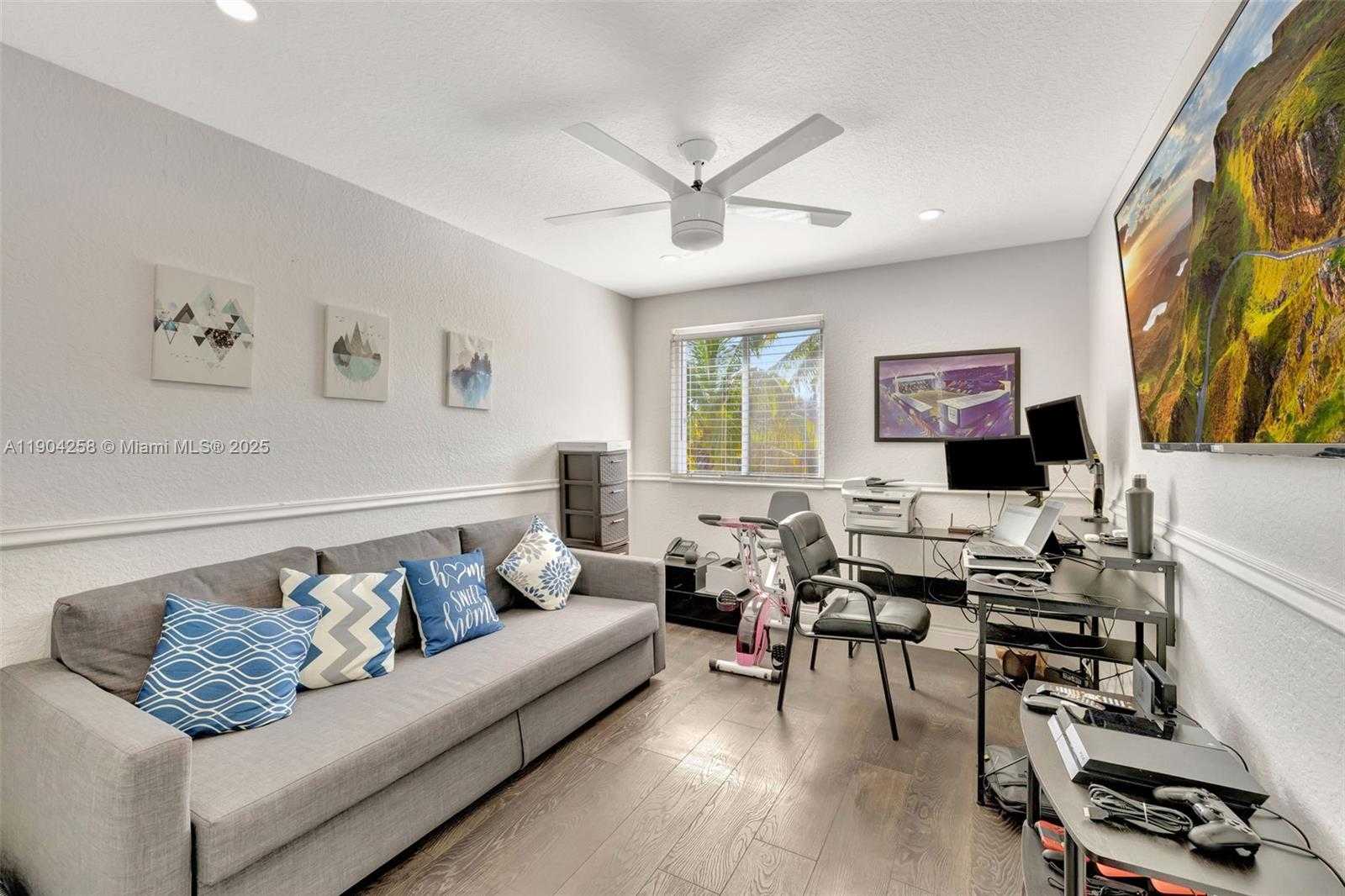 Small Image of 1317 MAJESTY TERRACE, Weston Number 22