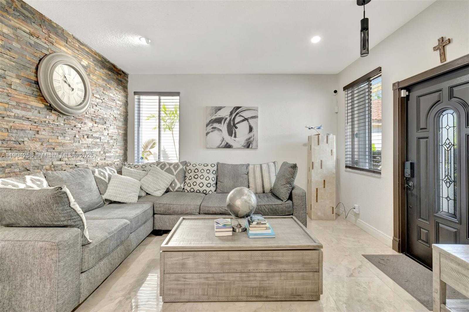 Small Image of 1317 MAJESTY TERRACE, Weston Number 5