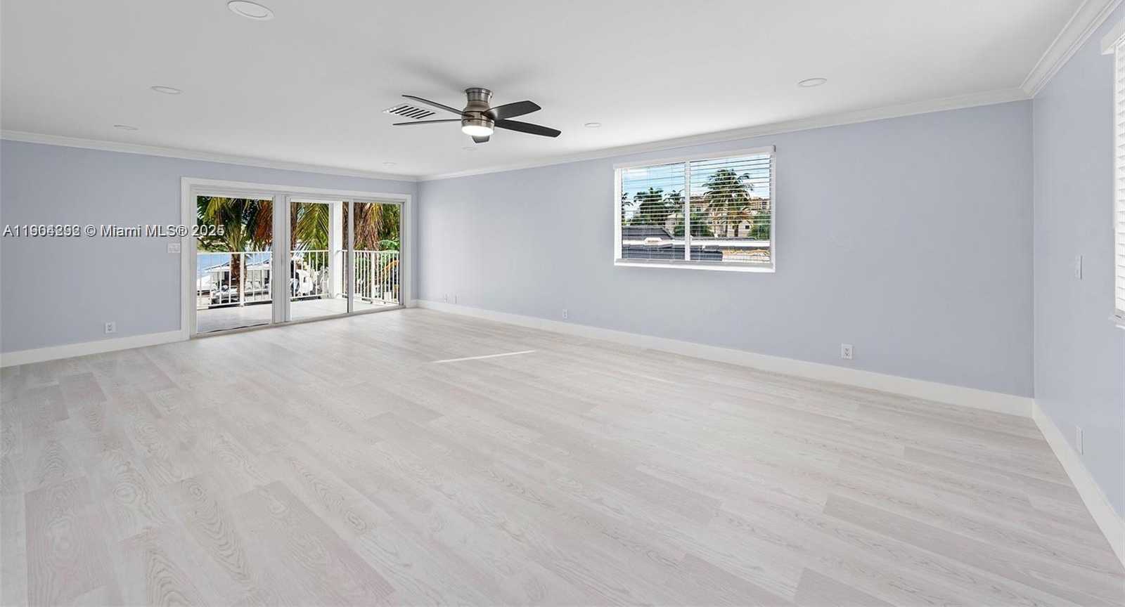 Small Image of 2445 SOUTH EAST 8 ST, Pompano Beach Number 11