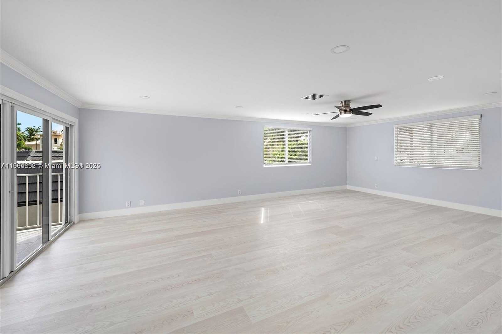 Small Image of 2445 SOUTH EAST 8 ST, Pompano Beach Number 13