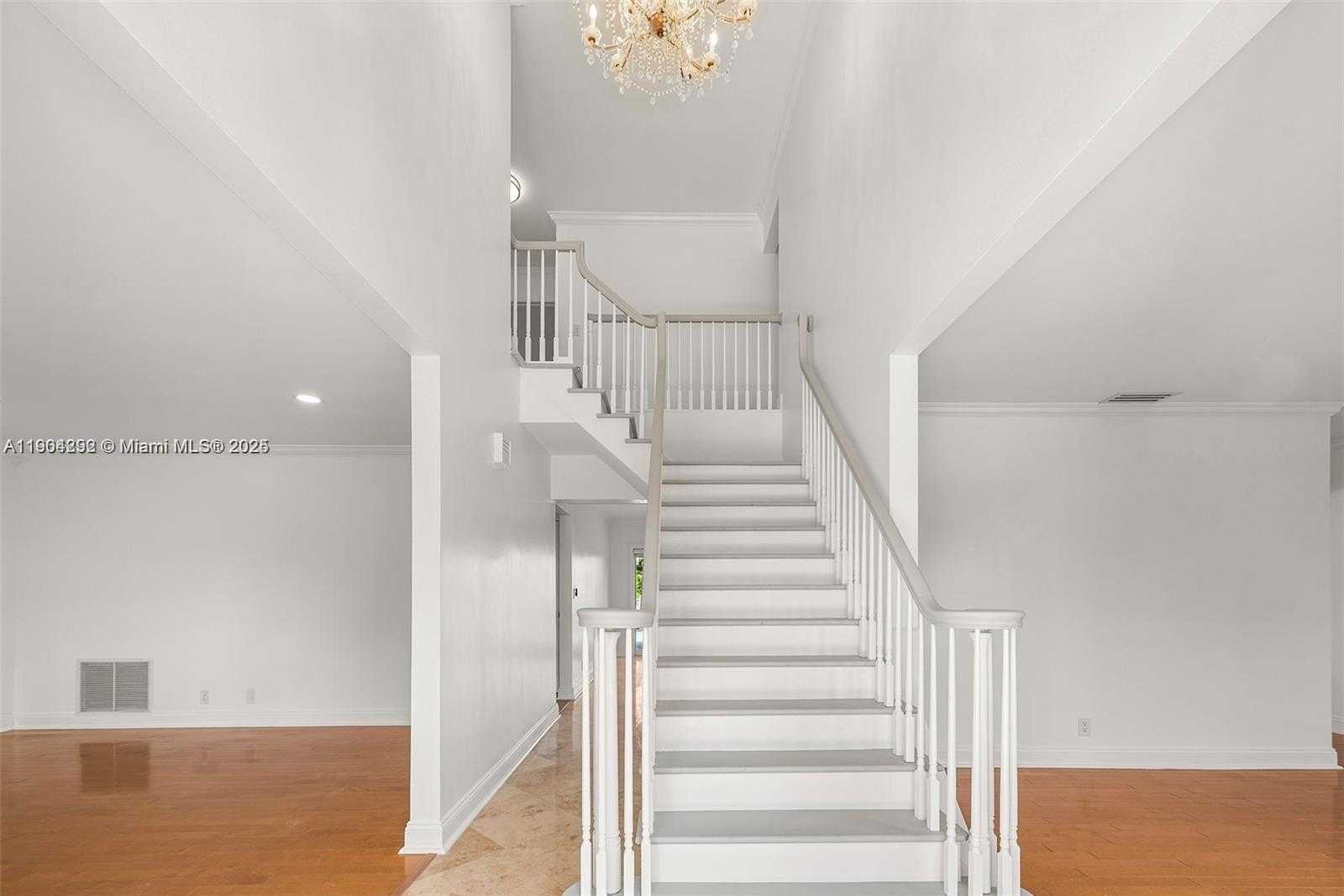 Small Image of 2445 SOUTH EAST 8 ST, Pompano Beach Number 7