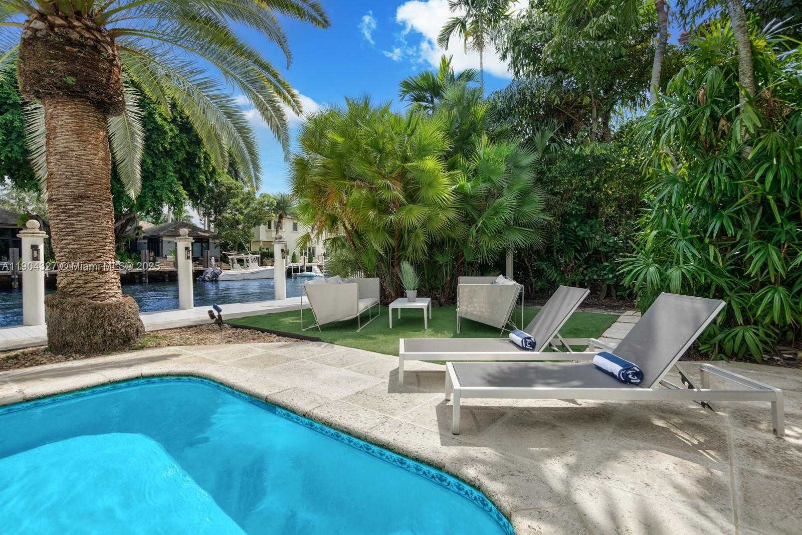 Small Image of 168 FIESTA WAY, Fort Lauderdale Number 38