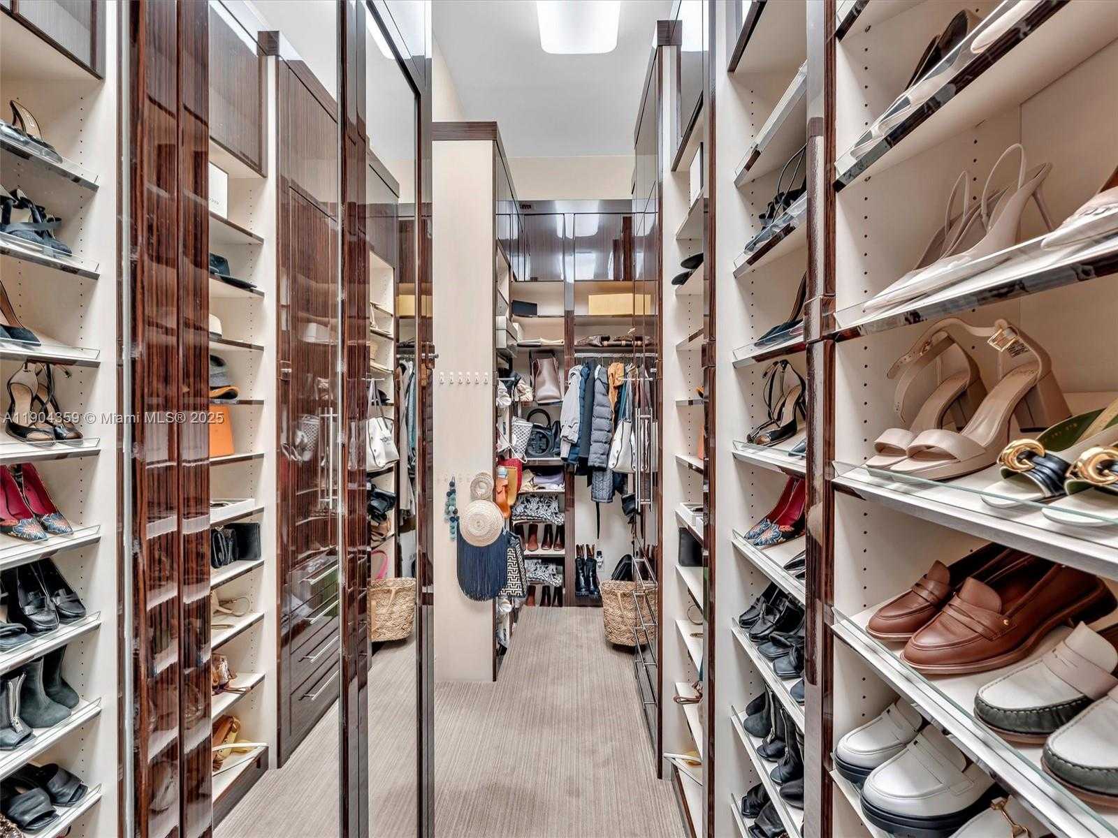 Small Image of 11420 NORTH WEST 4TH ST, Plantation Number 30