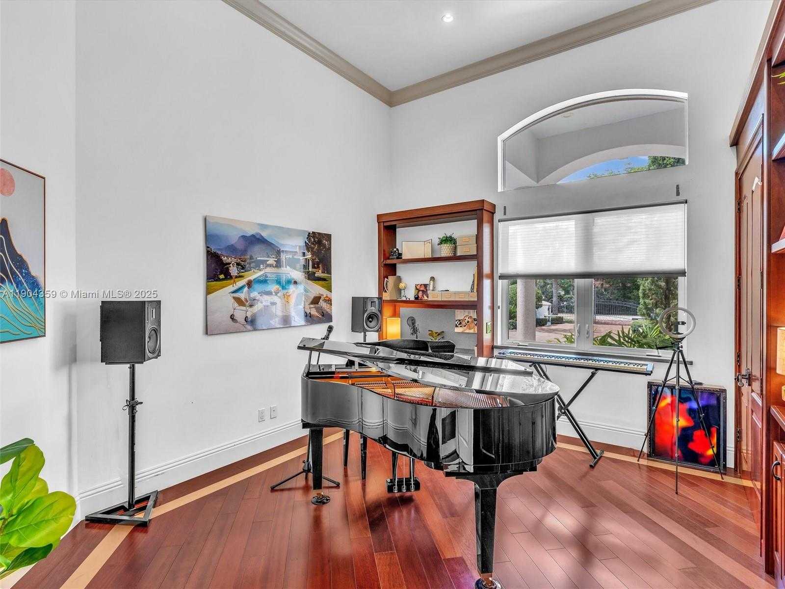 Small Image of 11420 NORTH WEST 4TH ST, Plantation Number 48