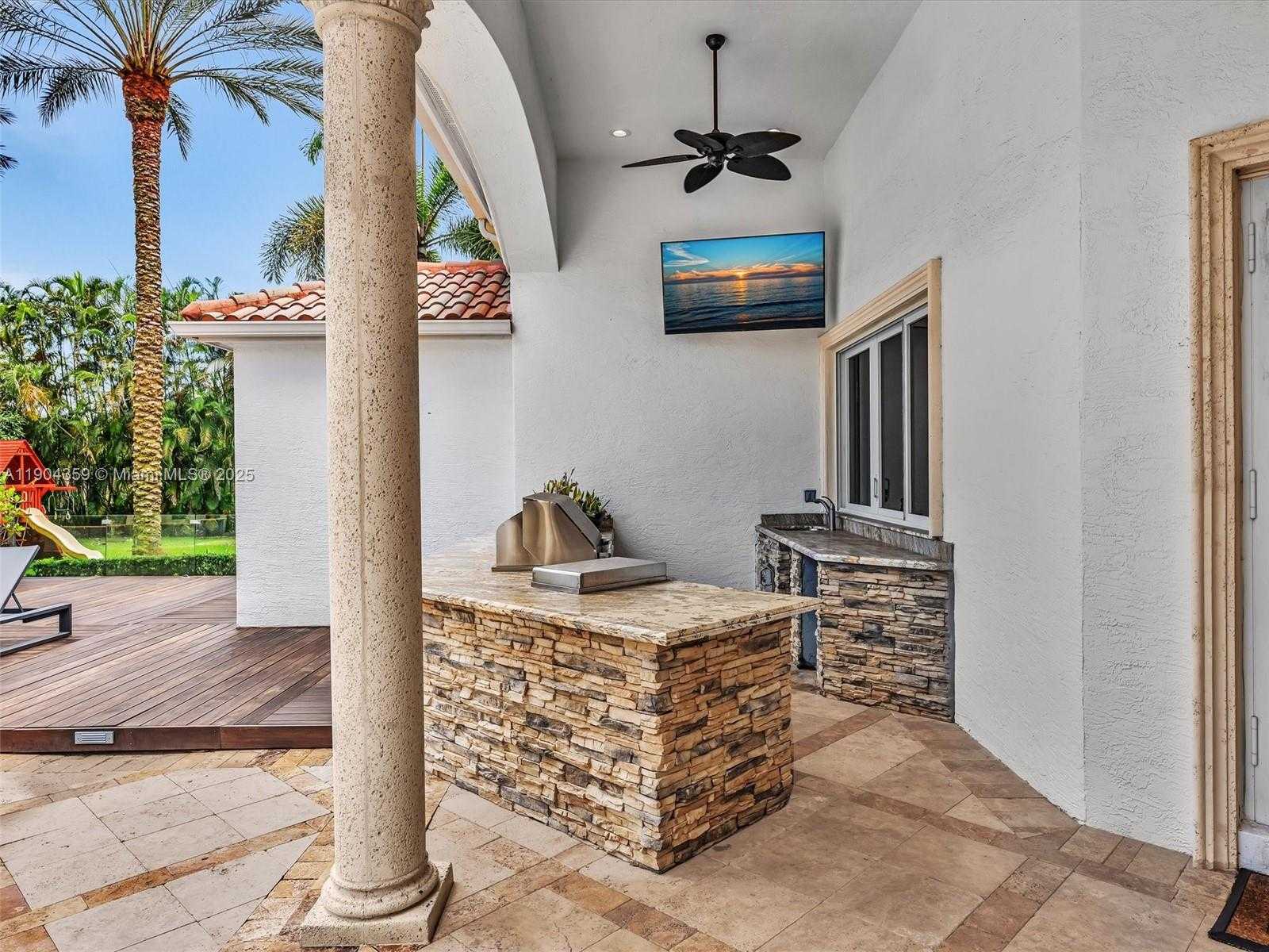 Small Image of 11420 NORTH WEST 4TH ST, Plantation Number 59