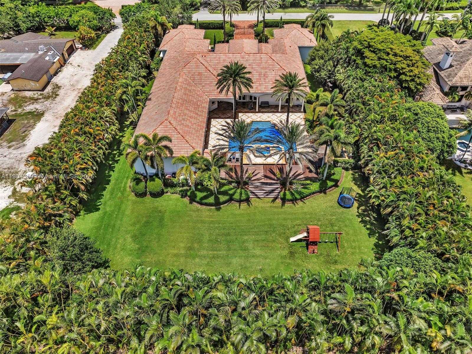 Small Image of 11420 NORTH WEST 4TH ST, Plantation Number 71