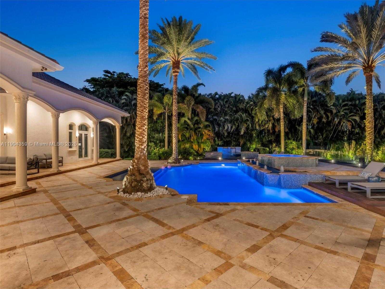 Small Image of 11420 NORTH WEST 4TH ST, Plantation Number 77