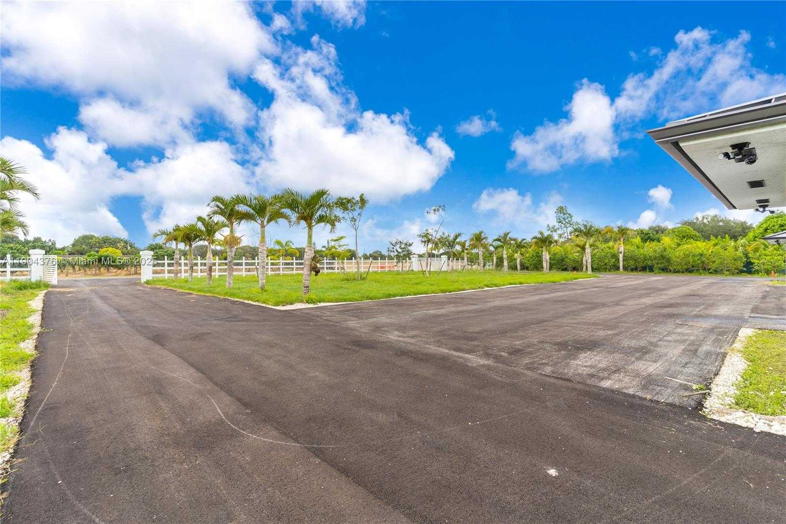 Small Image of 29855 SOUTH WEST 208TH AVE, Homestead Number 5