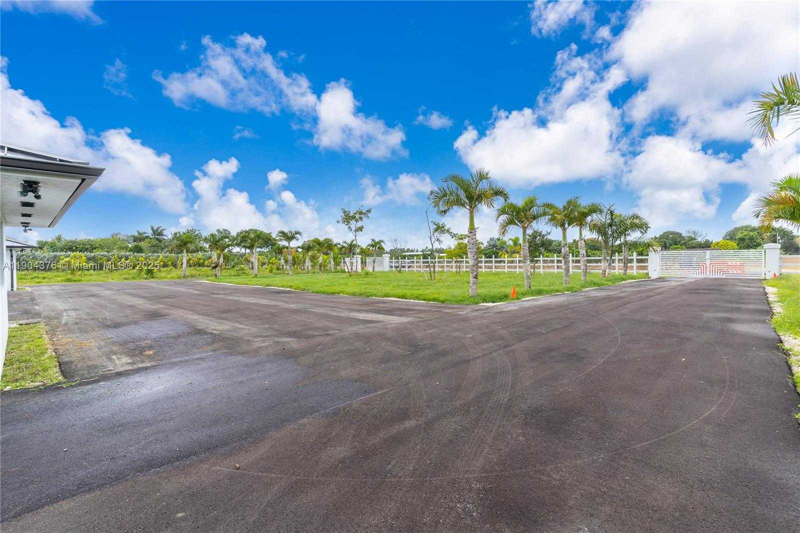 Small Image of 29855 SOUTH WEST 208TH AVE, Homestead Number 7