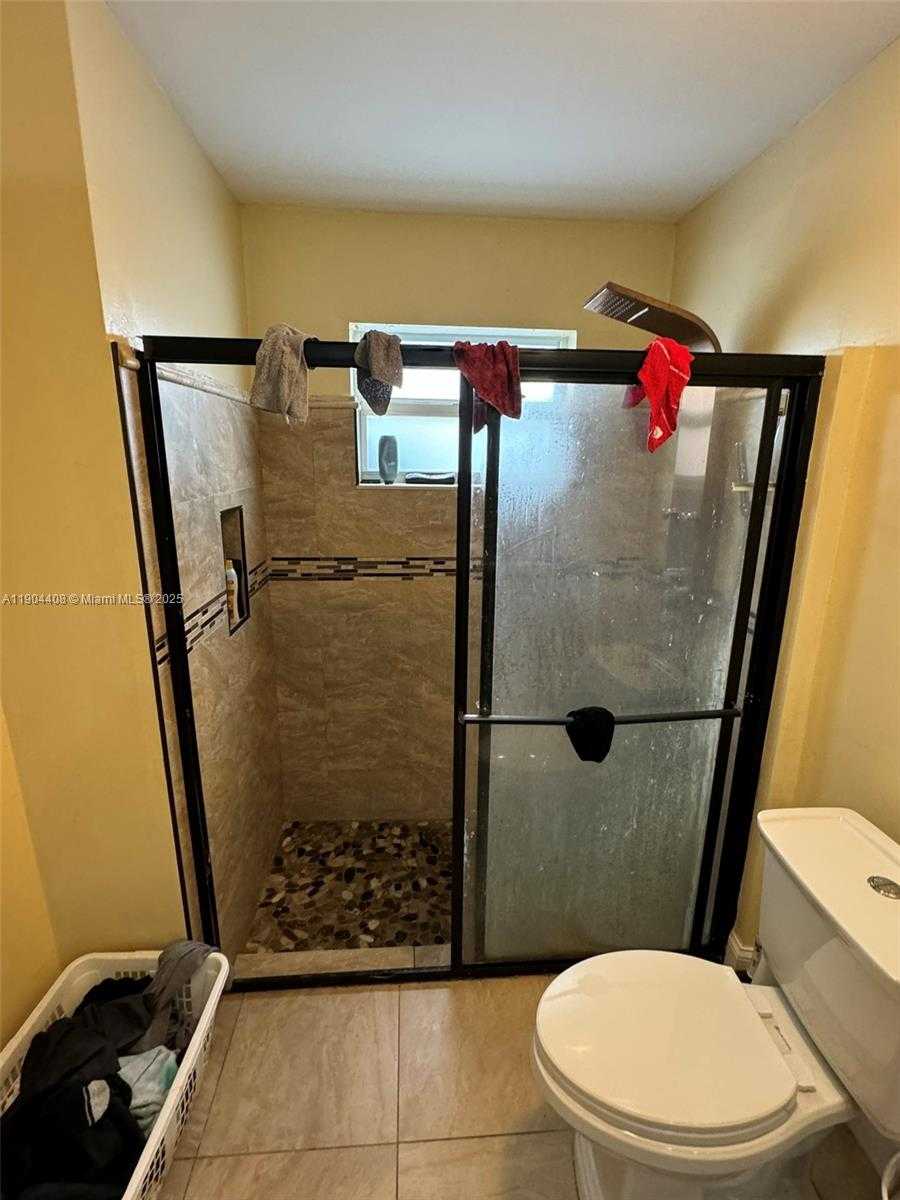 Small Image of 7060 NORTH WEST 47TH PL, Lauderhill Number 12