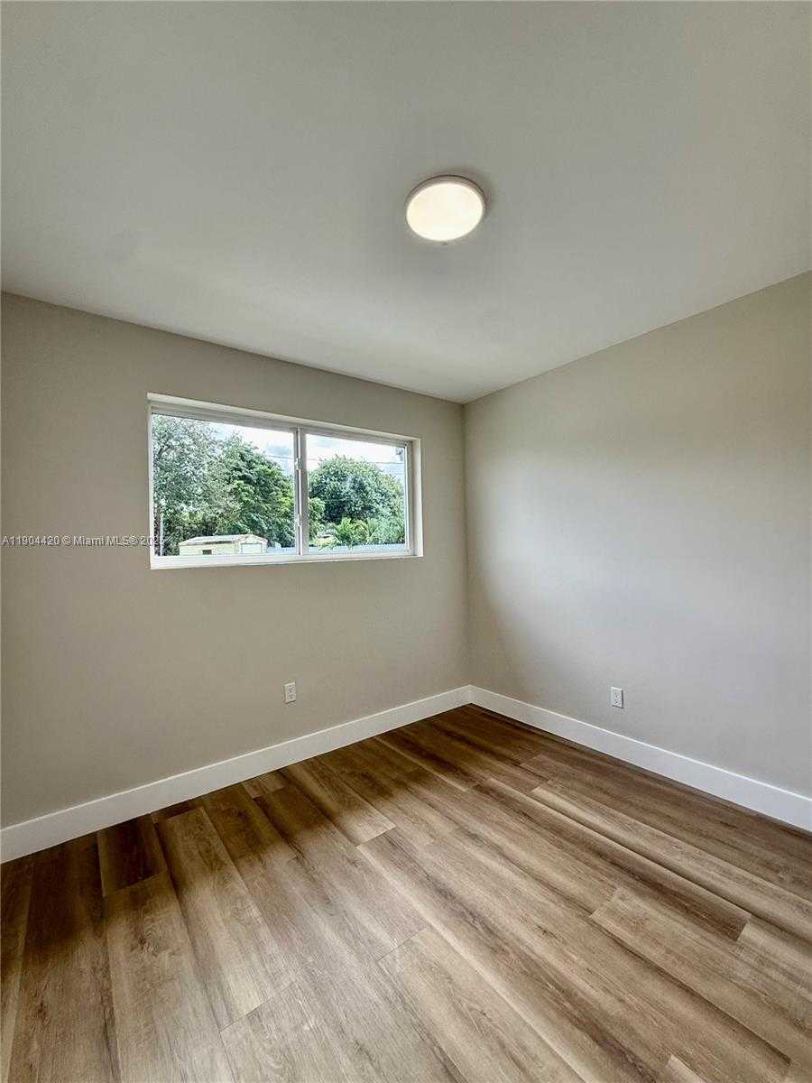 Small Image of 17025 NORTH WEST 38TH CT, Miami Gardens Number 22