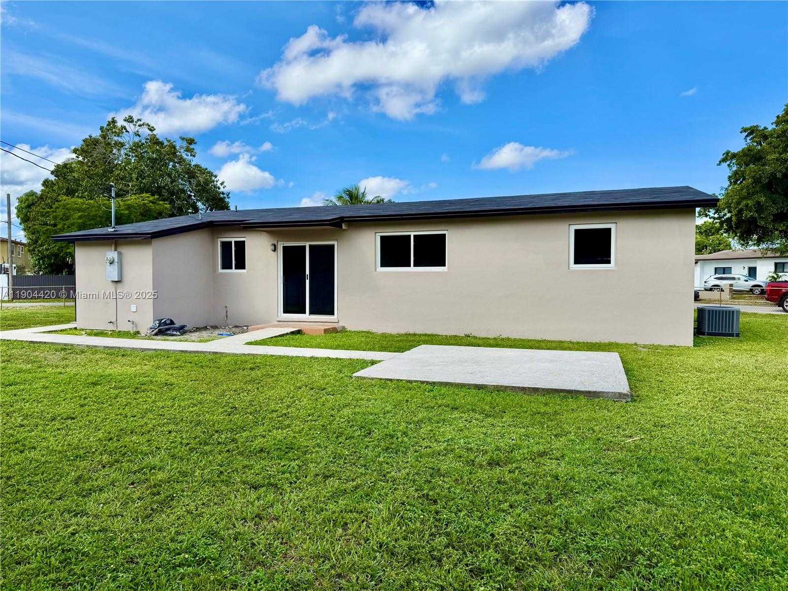 Small Image of 17025 NORTH WEST 38TH CT, Miami Gardens Number 25