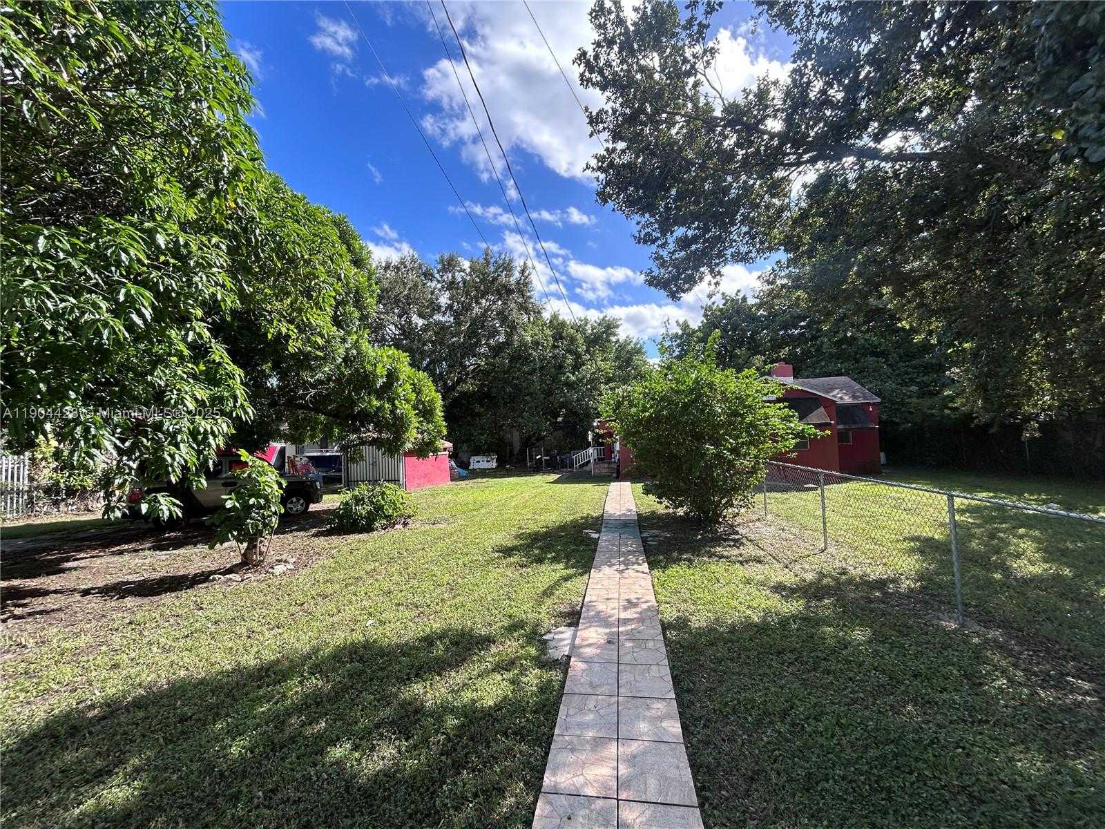 Small Image of 1452 NORTH WEST 41ST ST, Miami Number 3