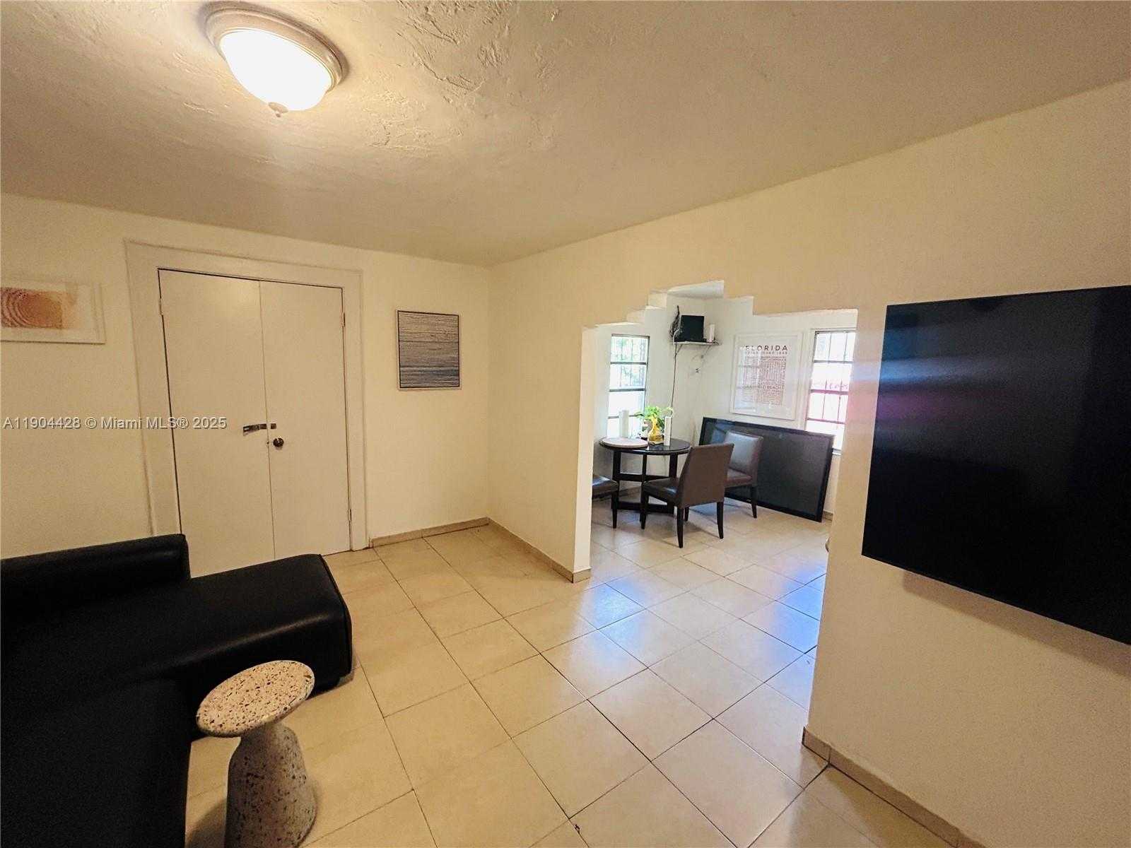 Small Image of 1452 NORTH WEST 41ST ST, Miami Number 6