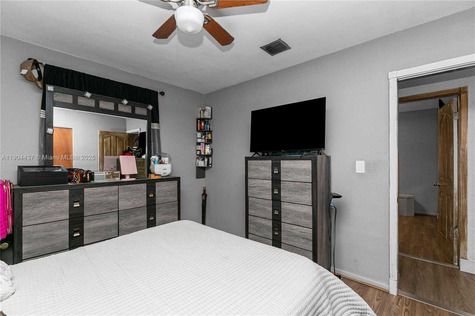 Small Image of 3311 NORTH WEST 171ST ST, Miami Gardens Number 13