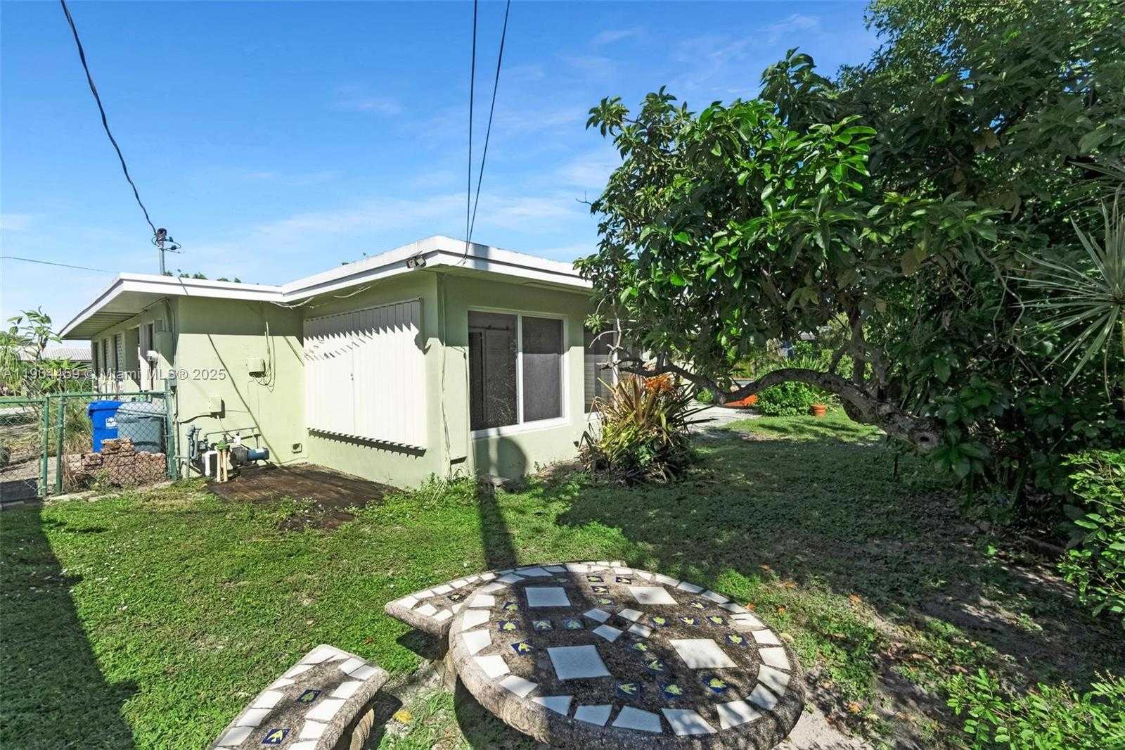 Small Image of 740 NORTH EAST 8TH ST, Pompano Beach Number 28