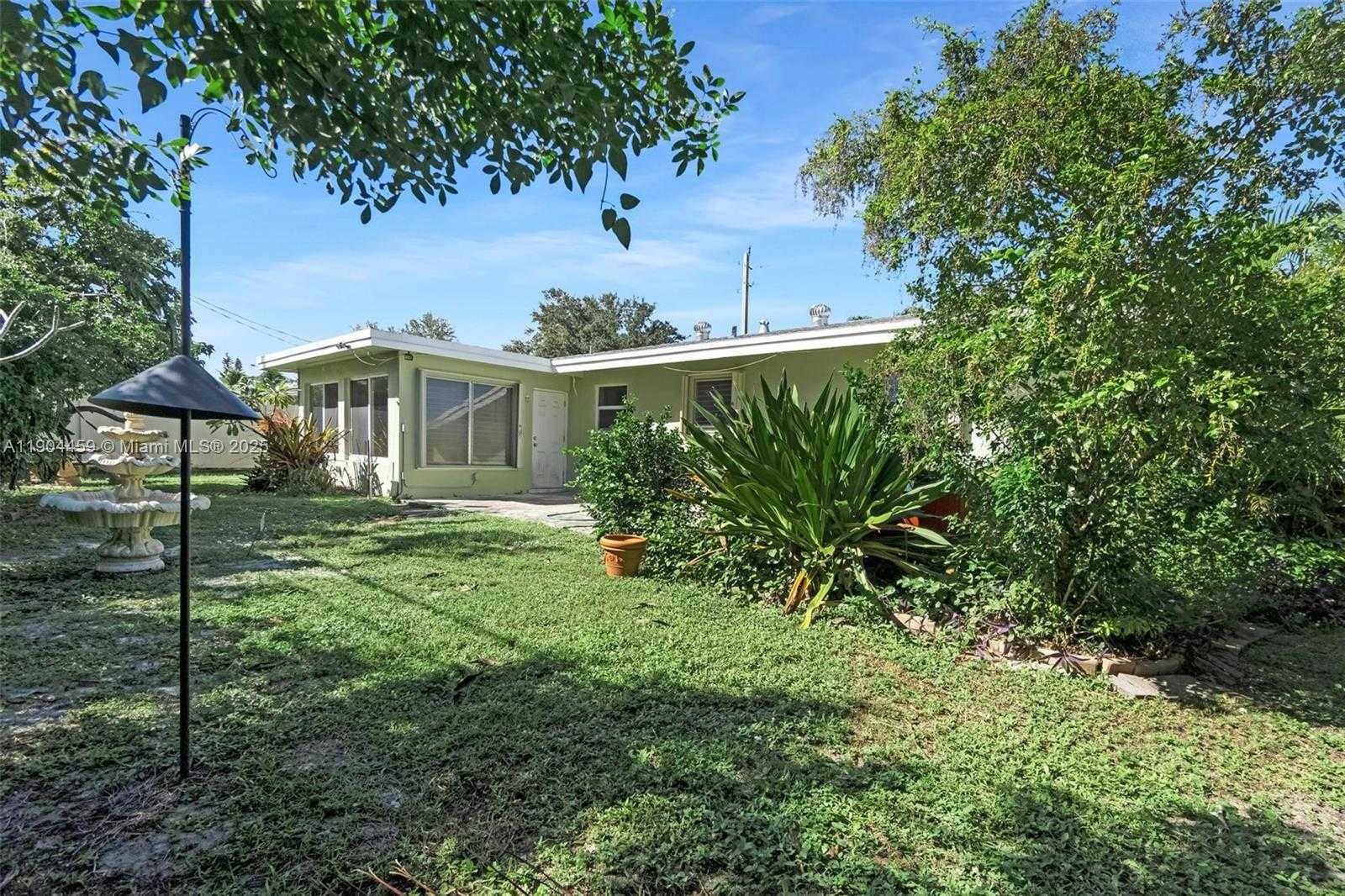 Small Image of 740 NORTH EAST 8TH ST, Pompano Beach Number 29