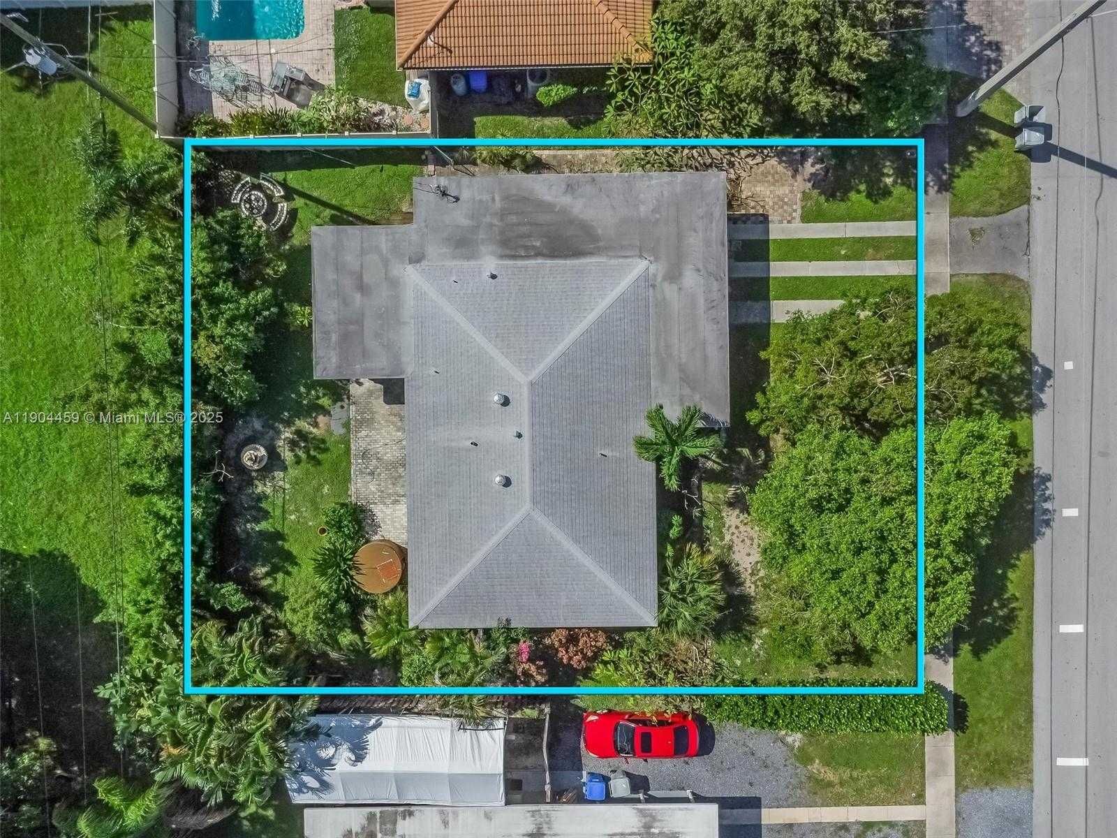 Small Image of 740 NORTH EAST 8TH ST, Pompano Beach Number 3