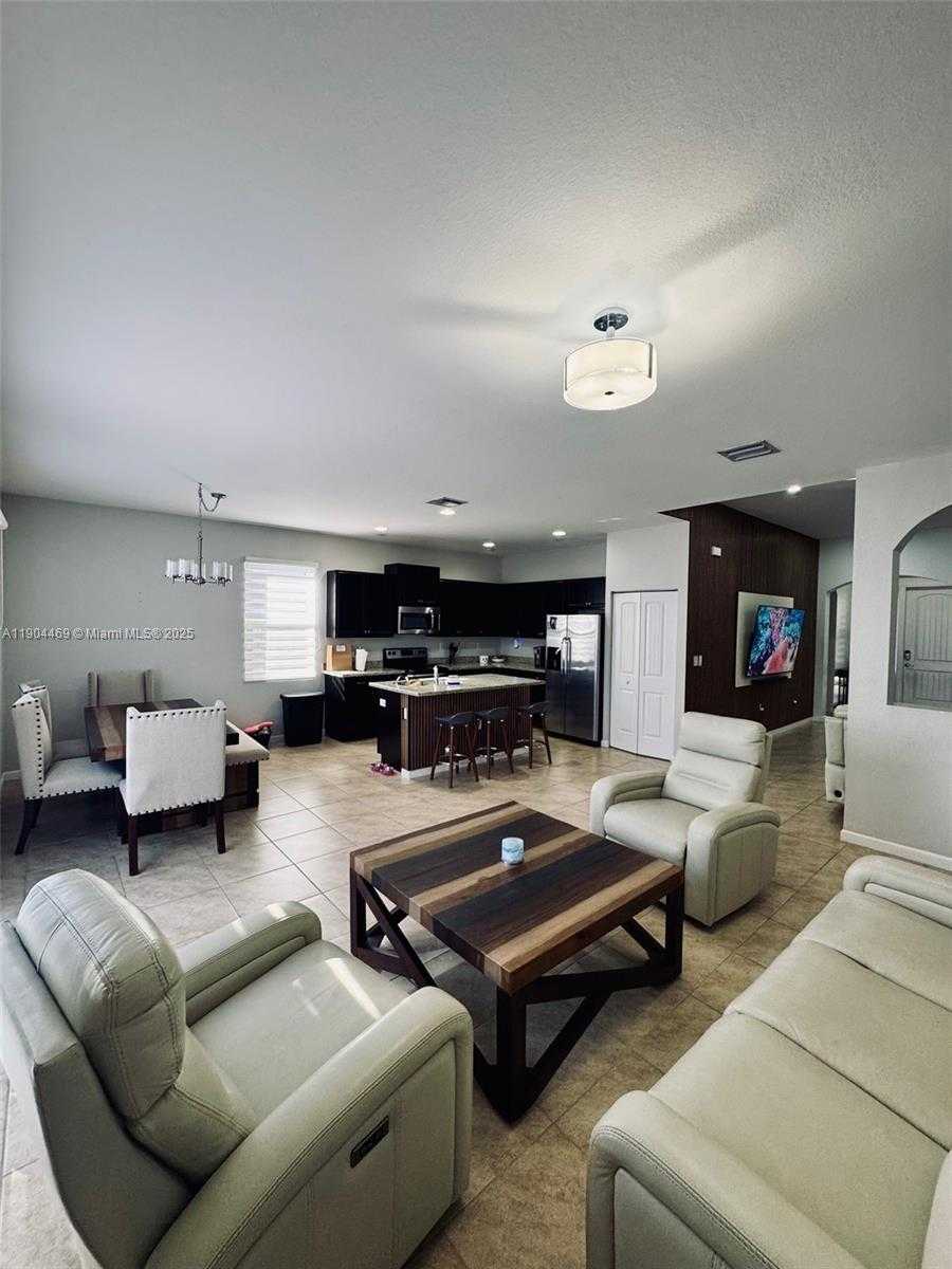 Small Image of 11866 SOUTH WEST 253RD TER, Homestead Number 4