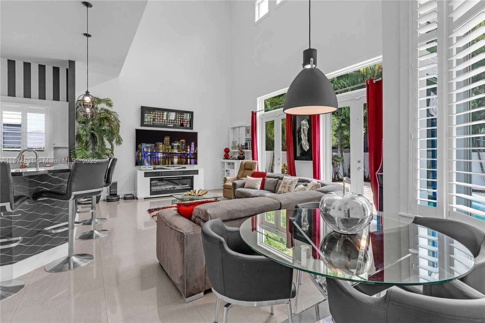 Small Image of 7260 SOUTH WEST 164TH TER, Palmetto Bay Number 17