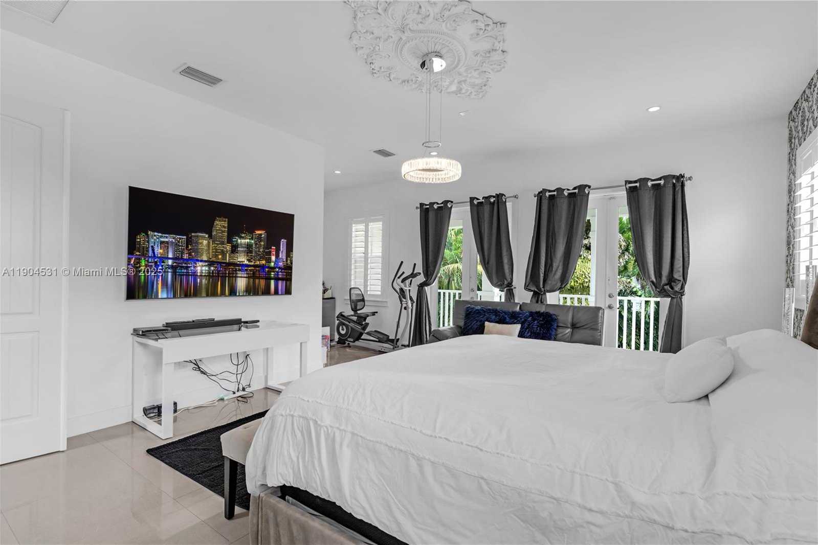 Small Image of 7260 SOUTH WEST 164TH TER, Palmetto Bay Number 29