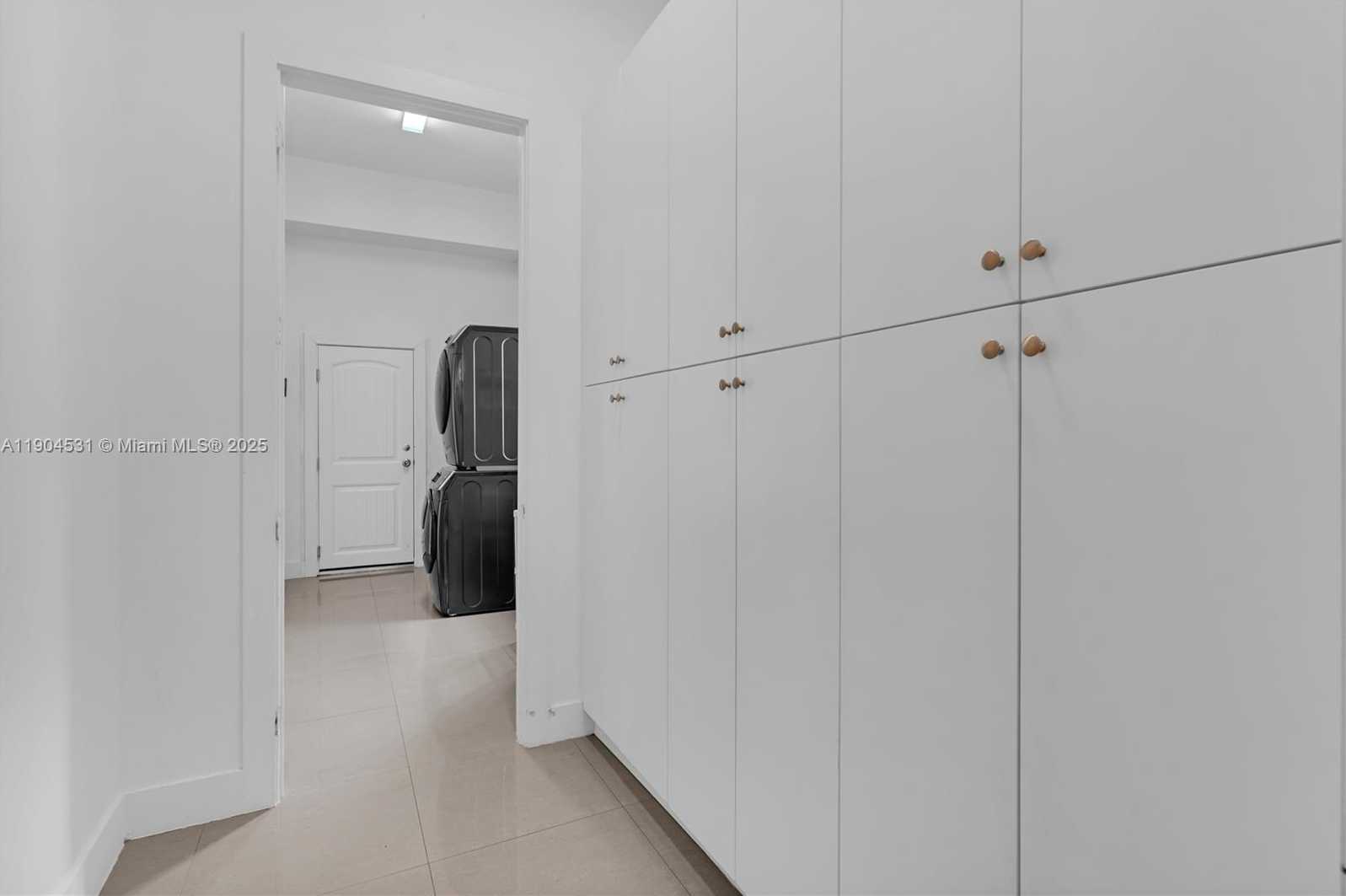 Small Image of 7260 SOUTH WEST 164TH TER, Palmetto Bay Number 40