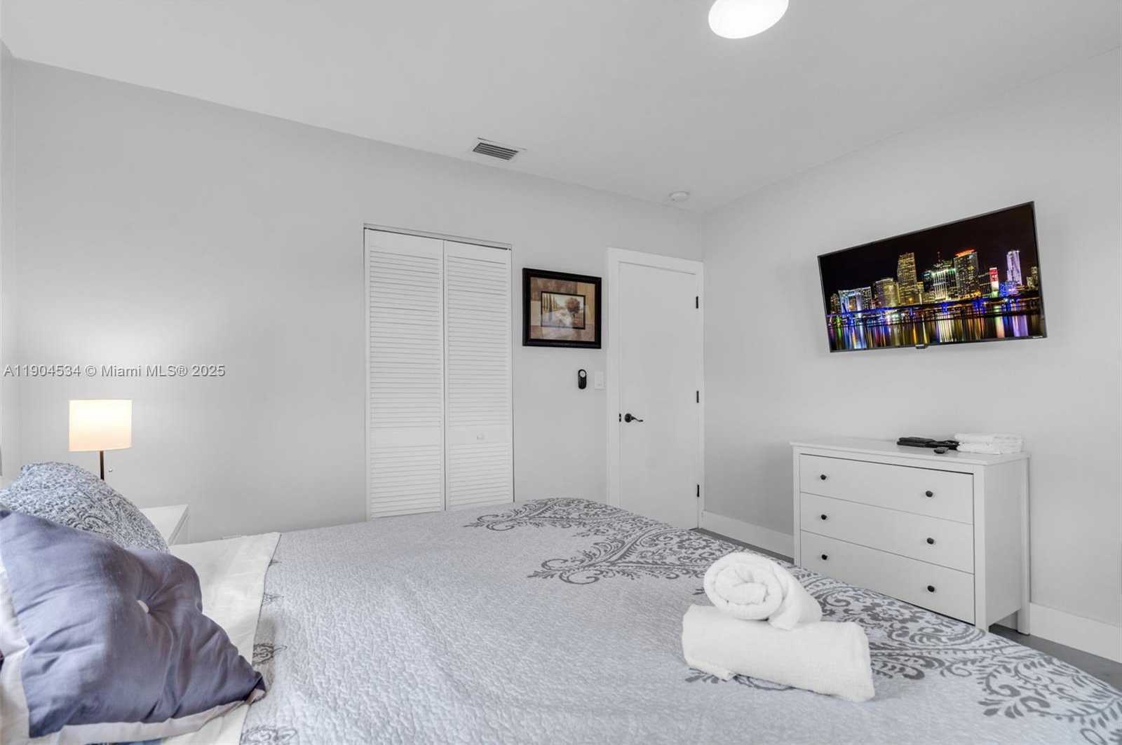 Small Image of 2227 NORTH WEST 65TH AVE, Margate Number 23