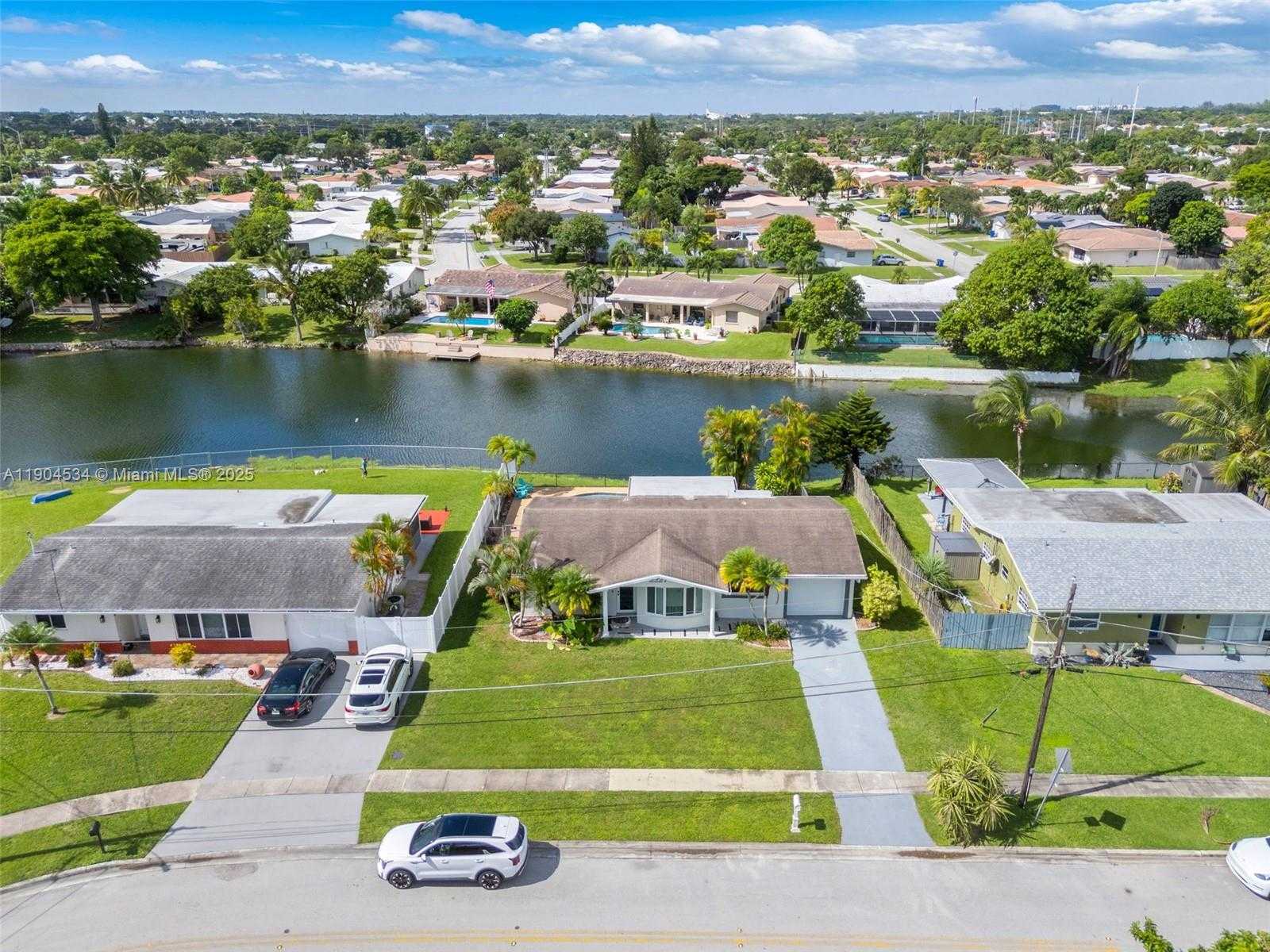 Small Image of 2227 NORTH WEST 65TH AVE, Margate Number 29