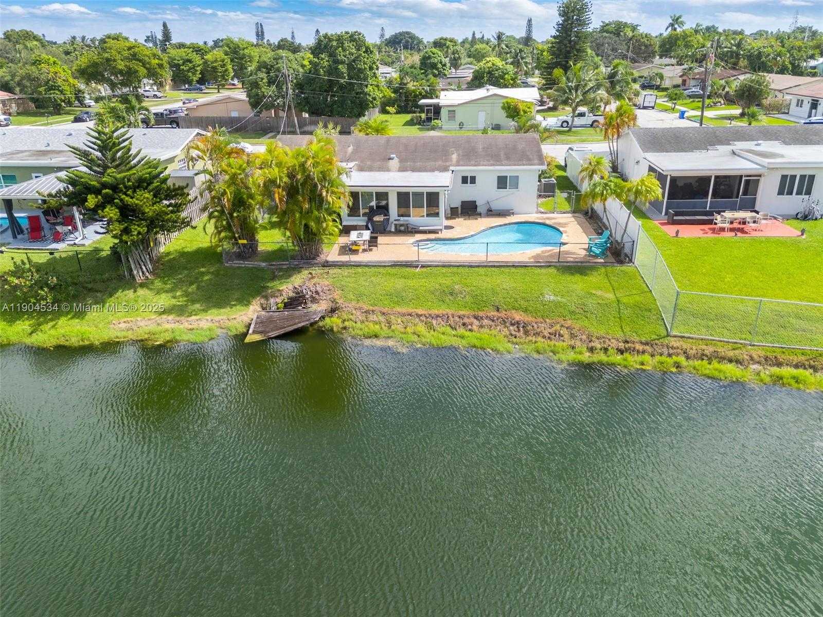 Small Image of 2227 NORTH WEST 65TH AVE, Margate Number 35