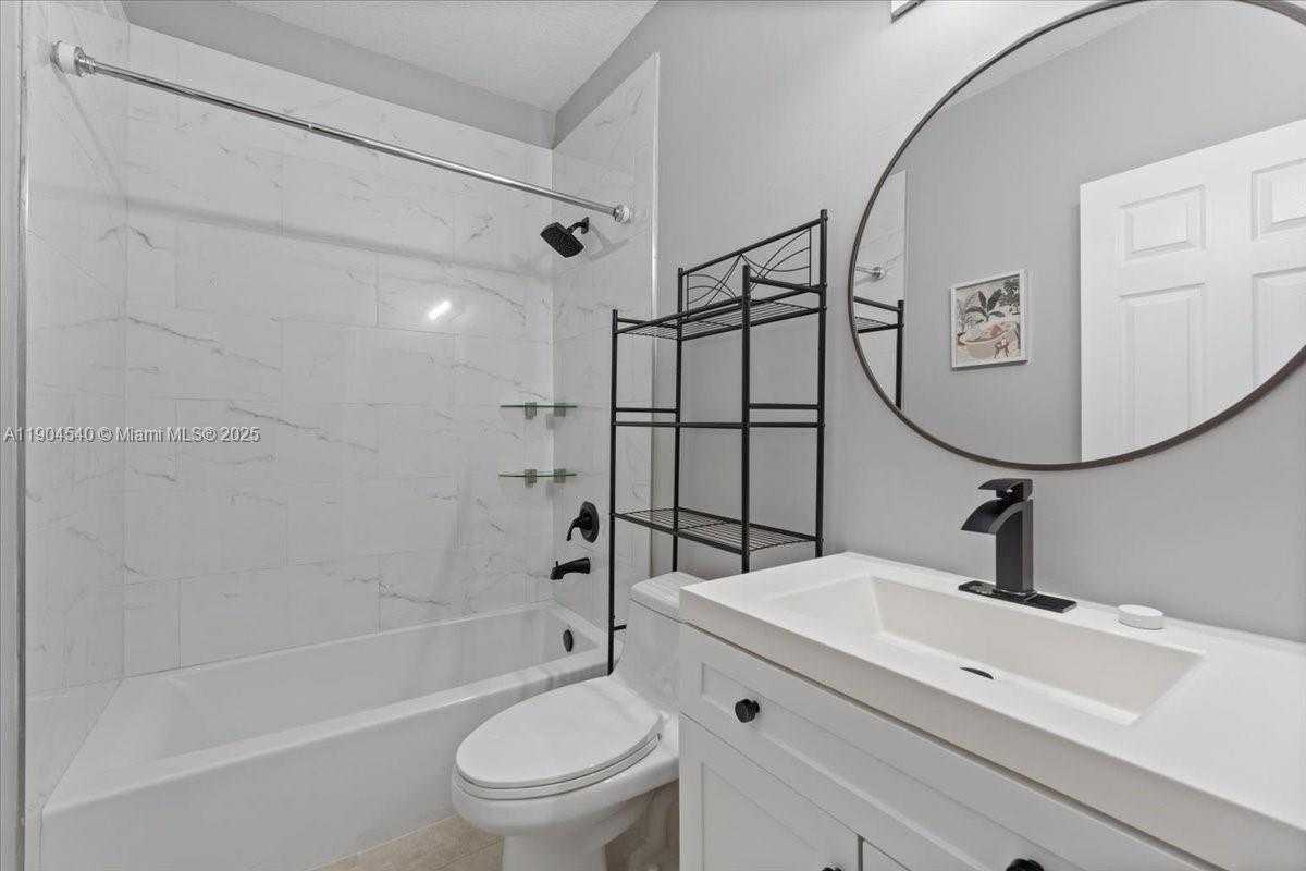 Small Image of 12720 SOUTH WEST 49TH CT, Miramar Number 15