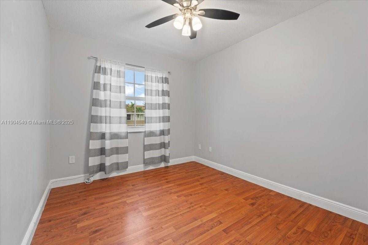 Small Image of 12720 SOUTH WEST 49TH CT, Miramar Number 17