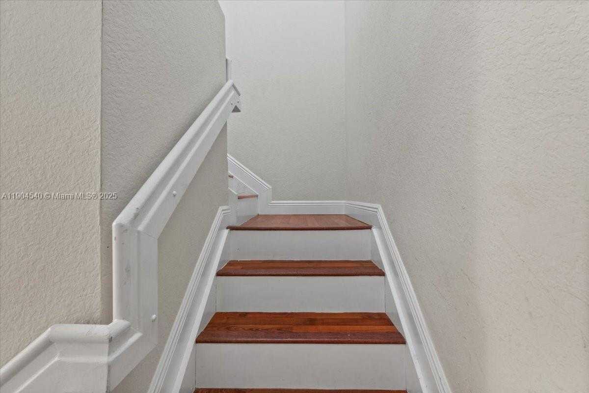 Small Image of 12720 SOUTH WEST 49TH CT, Miramar Number 4