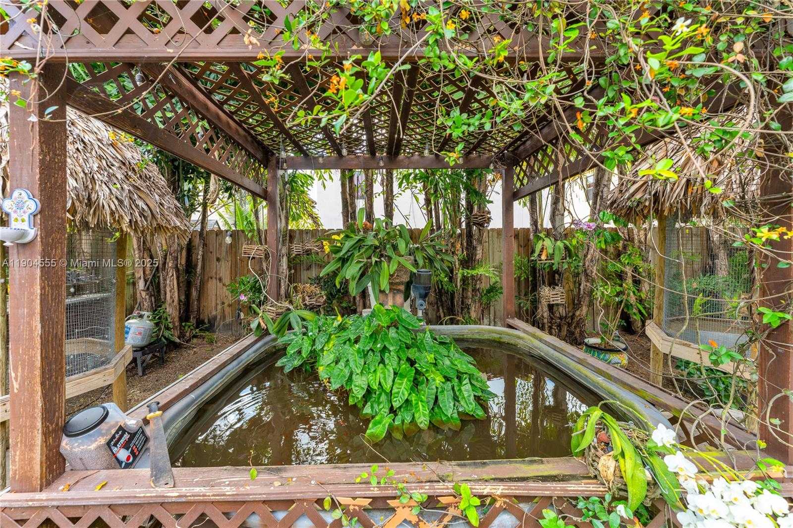 Small Image of 655 SOUTH EAST 37TH TER, Homestead Number 12