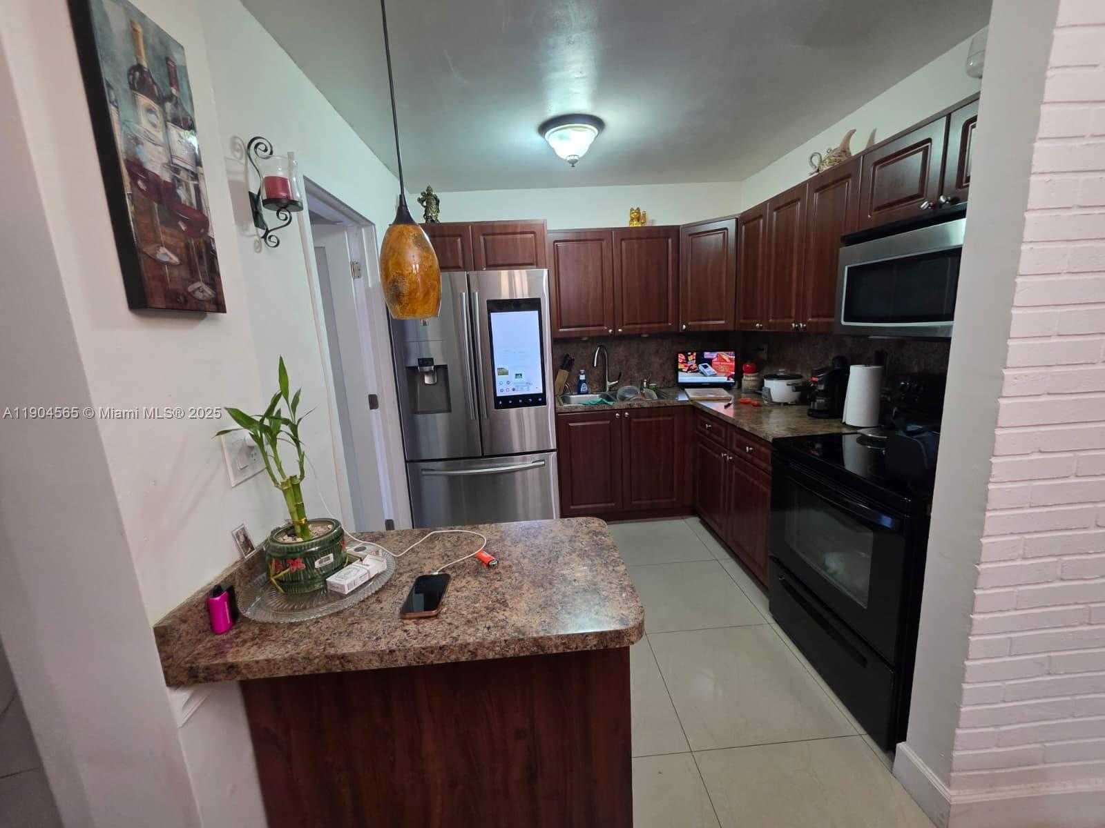 Small Image of 7510 GRANADA BLVD, Miramar Number 33