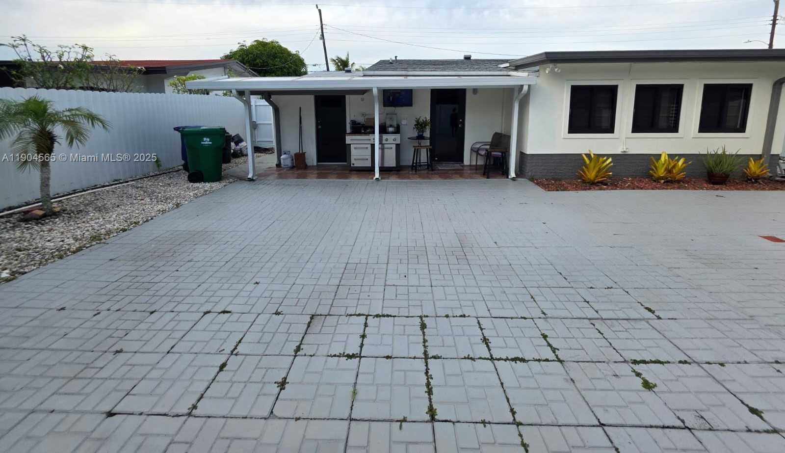 Small Image of 7510 GRANADA BLVD, Miramar Number 42