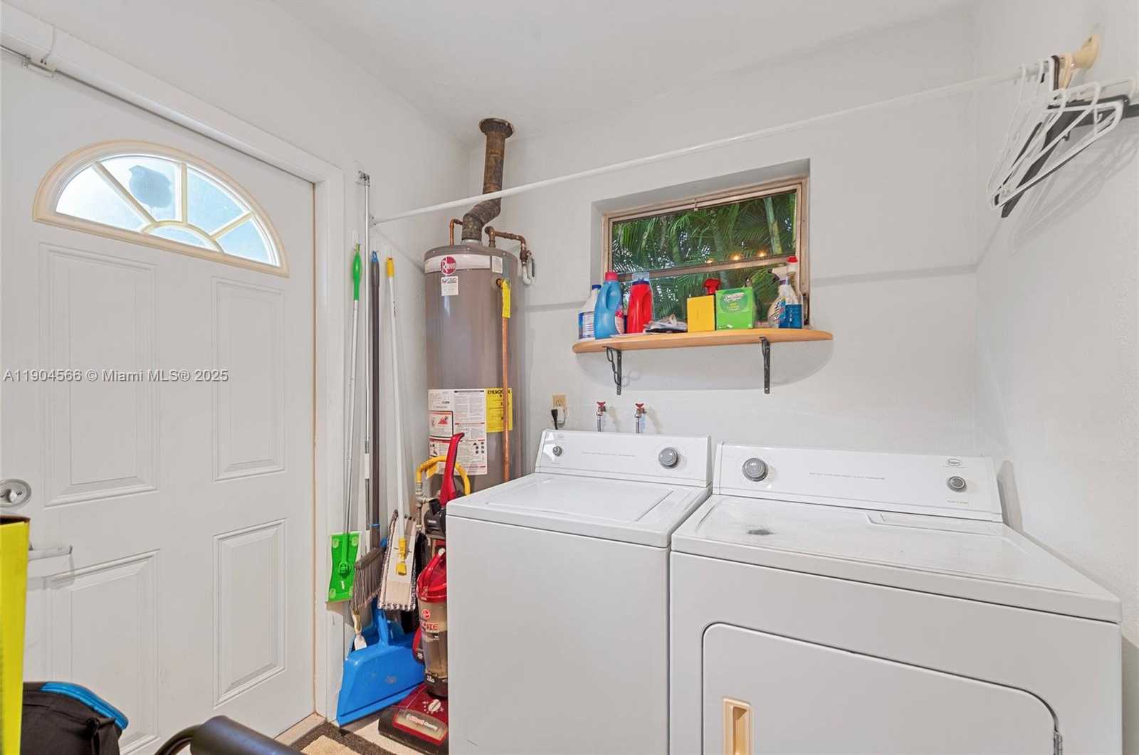 Small Image of 2000 NORTH 44TH AVE, Hollywood Number 19