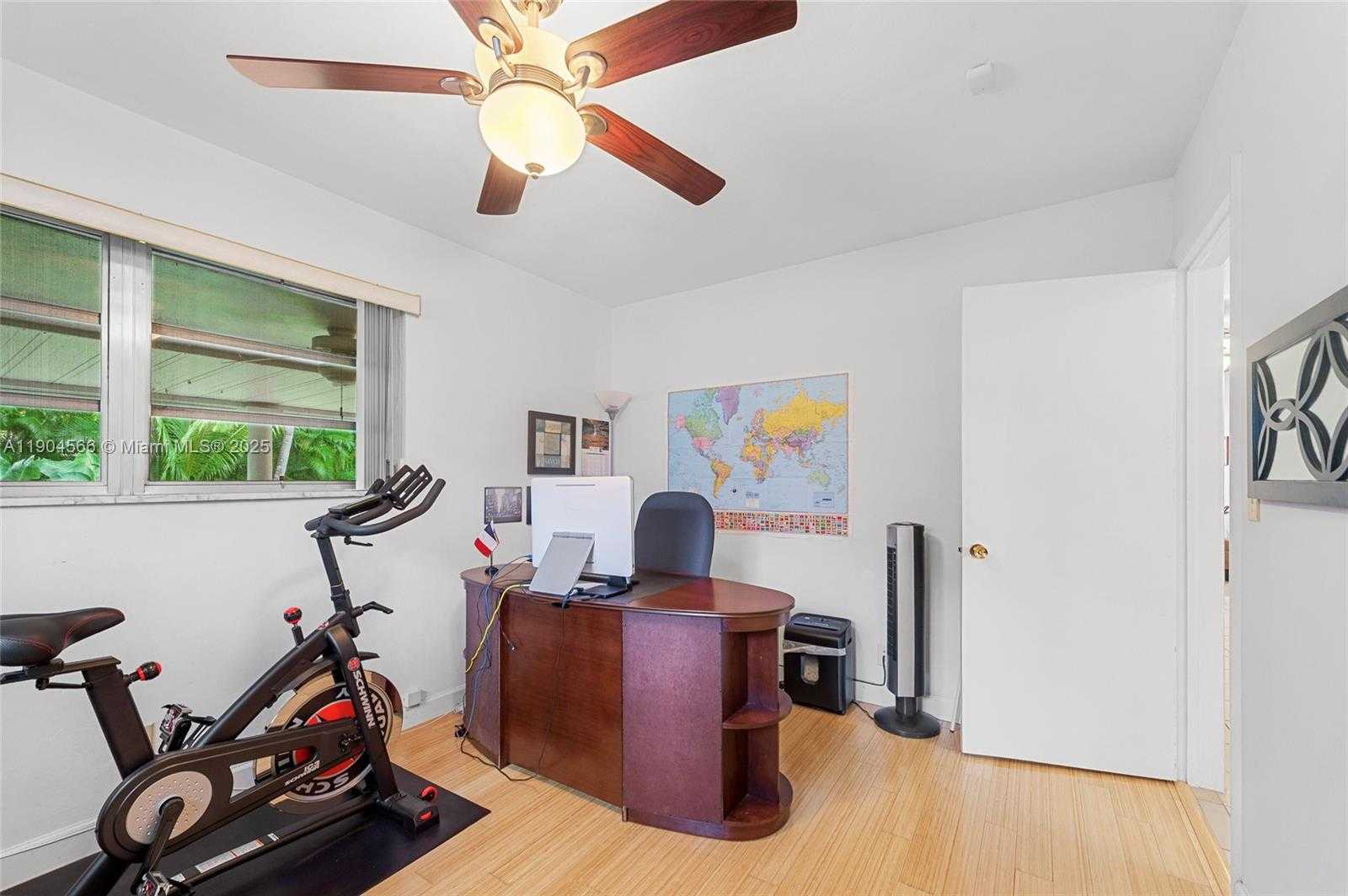 Small Image of 2000 NORTH 44TH AVE, Hollywood Number 24