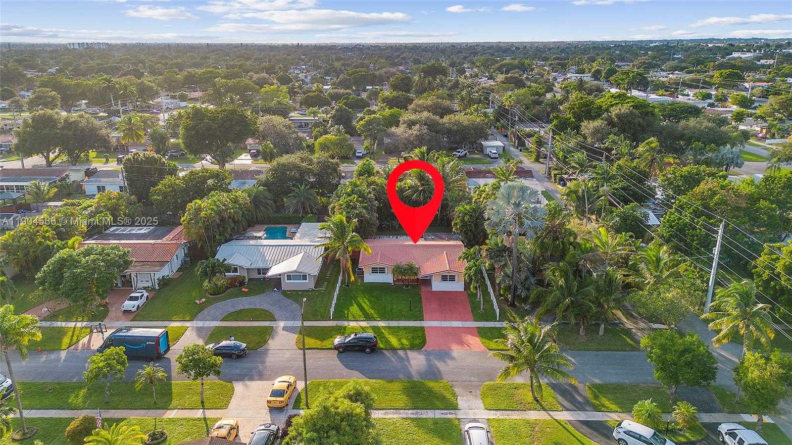 Small Image of 2000 NORTH 44TH AVE, Hollywood Number 37