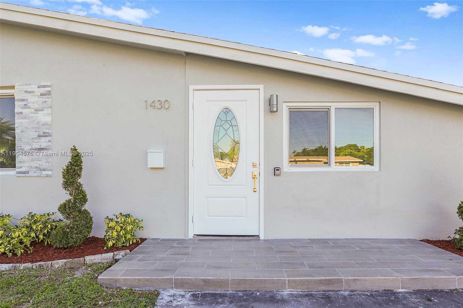 Small Image of 1430 NORTH 65TH AVE, Hollywood Number 11